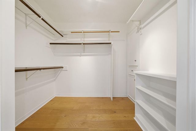 2219 Nantucket Drive, Houston, TX 77057