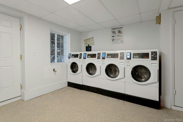 417 Fox Run Lane, Carmel, NY 10512