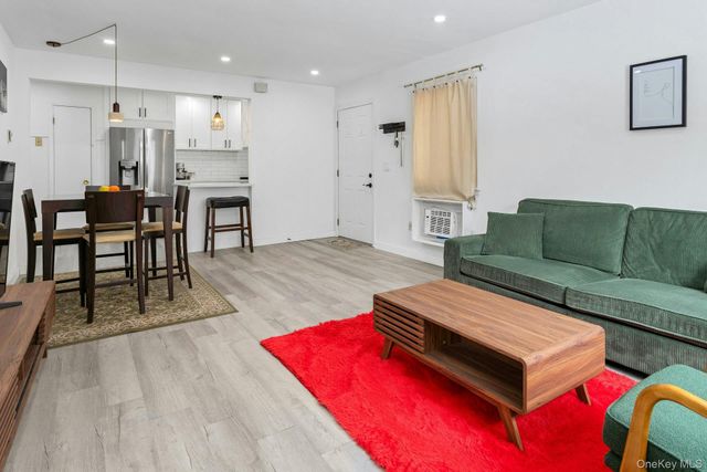 417 Fox Run Lane, Carmel, NY 10512