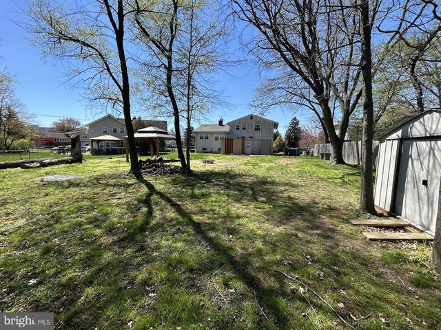 309 BELLE ARBOR DR, Cherry Hill, NJ 08034