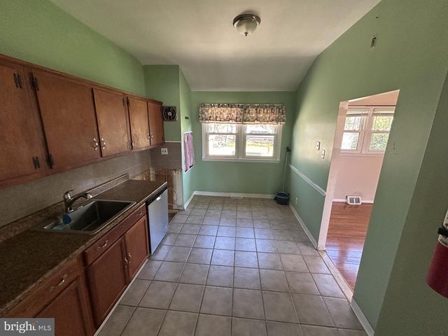 309 BELLE ARBOR DR, Cherry Hill, NJ 08034