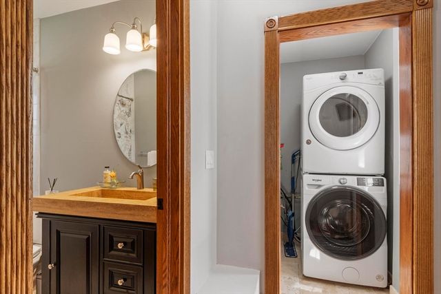 203 Main St, Acton, MA 01720