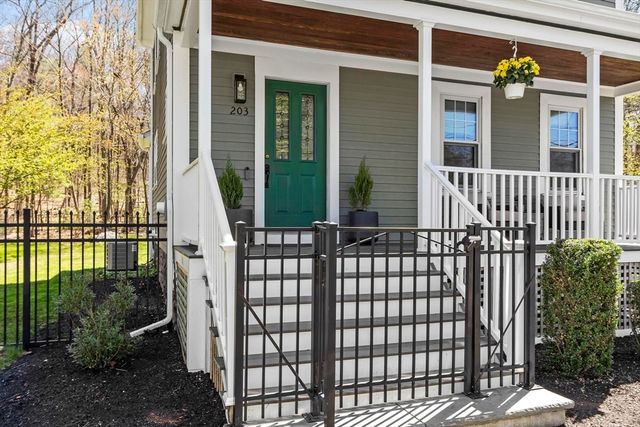 203 Main St, Acton, MA 01720