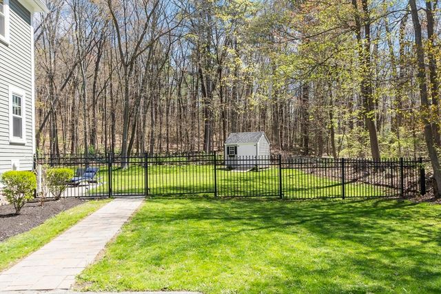 203 Main St, Acton, MA 01720