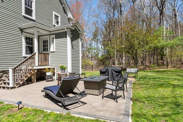 203 Main St, Acton, MA 01720