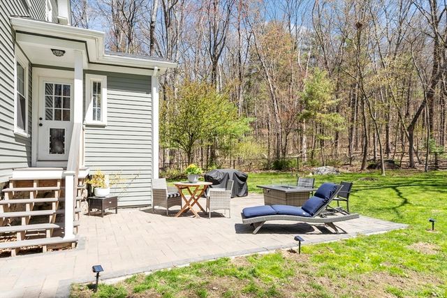 203 Main St, Acton, MA 01720