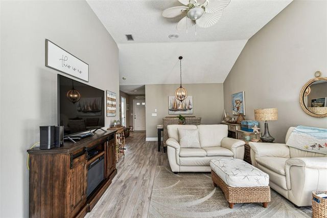 3520 51ST AVENUE W, Bradenton, FL 34210