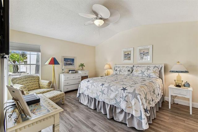 3520 51ST AVENUE W, Bradenton, FL 34210