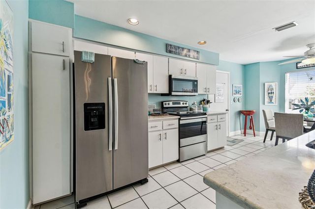 3520 51ST AVENUE W, Bradenton, FL 34210