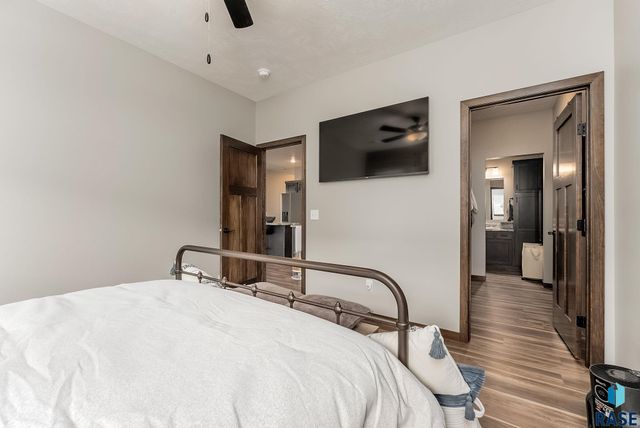 3401 S Chalice Pl Place, Sioux Falls, SD 57106