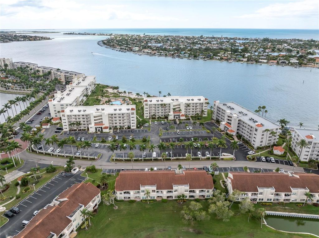 6000 BAHIA DEL MAR CIRCLE 131, Tierra Verde, FL 33715