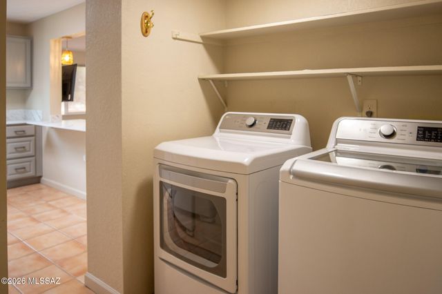 724 W Rio San Pedro, Green Valley, AZ 85614