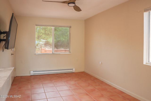 724 W Rio San Pedro, Green Valley, AZ 85614