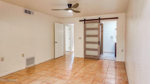 724 W Rio San Pedro, Green Valley, AZ 85614