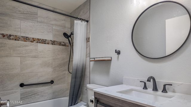 724 W Rio San Pedro, Green Valley, AZ 85614