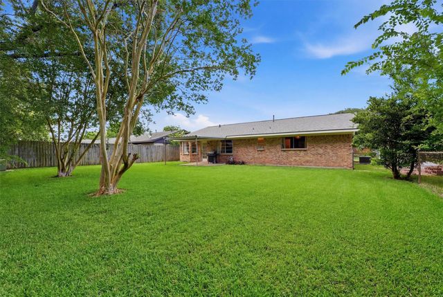 4122 Donerail Drive, Pasadena, TX 77503