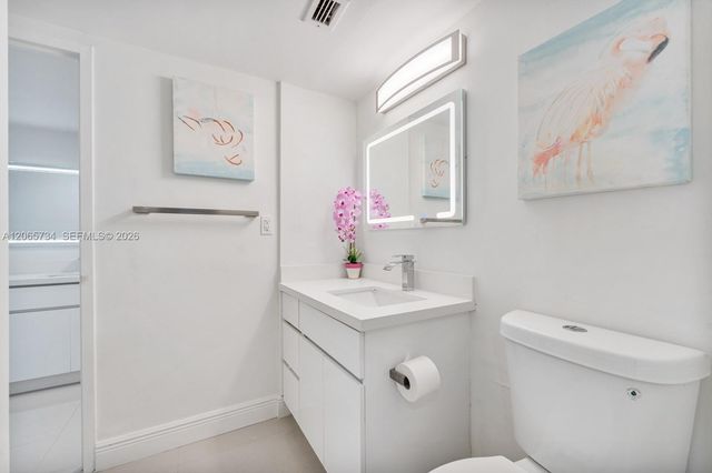 5701 Collins Avenue 319, Miami Beach, FL 33140