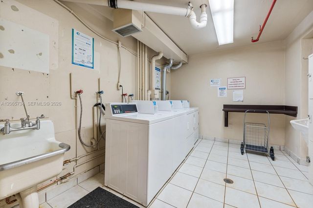 5701 Collins Avenue 319, Miami Beach, FL 33140