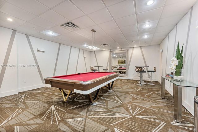 5701 Collins Avenue 319, Miami Beach, FL 33140