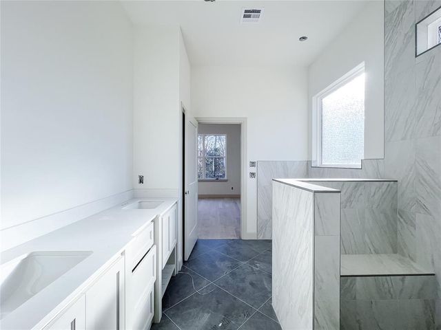 1708 Parkwood Avenue, Edmond, OK 73034