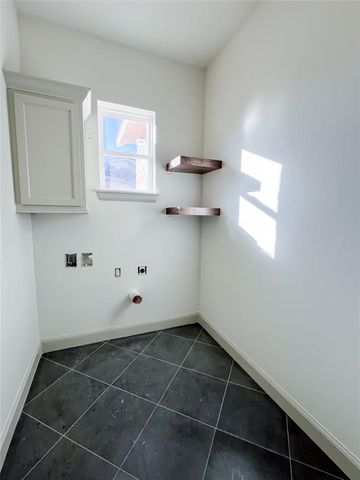 1708 Parkwood Avenue, Edmond, OK 73034