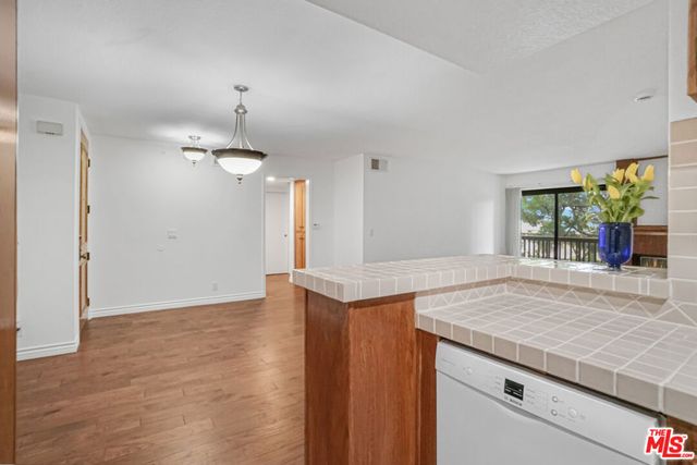 8512 Tuscany Avenue 302, Playa Del Rey, CA 90293