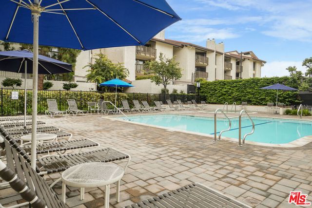 8512 Tuscany Avenue 302, Playa Del Rey, CA 90293