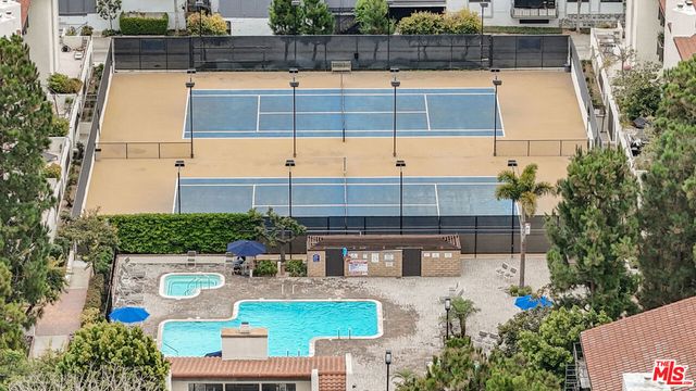 8512 Tuscany Avenue 302, Playa Del Rey, CA 90293