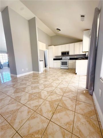 17074 Grand Mammoth Place, Victorville, CA 92394