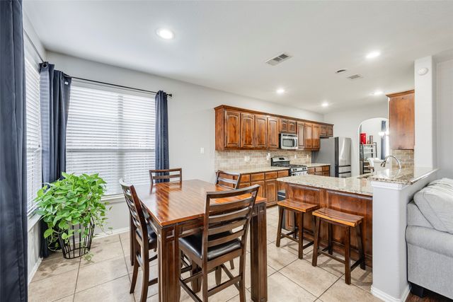 2717 TWINFLOWER Drive, Fort Worth, TX 76244