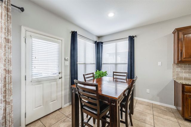 2717 TWINFLOWER Drive, Fort Worth, TX 76244