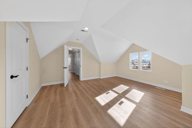 6559 S Kedvale Avenue, Chicago, IL 60629