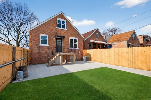 6559 S Kedvale Avenue, Chicago, IL 60629