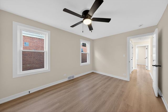 6559 S Kedvale Avenue, Chicago, IL 60629