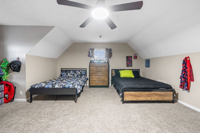 1700 Cedar Springs Cir, Clarksville, TN 37042