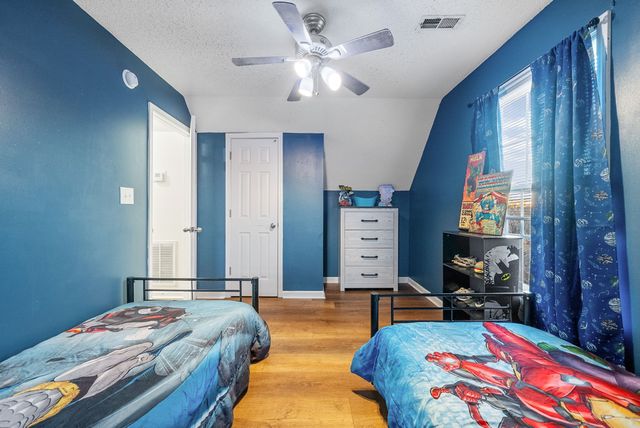 1700 Cedar Springs Cir, Clarksville, TN 37042