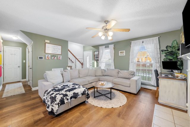 1700 Cedar Springs Cir, Clarksville, TN 37042