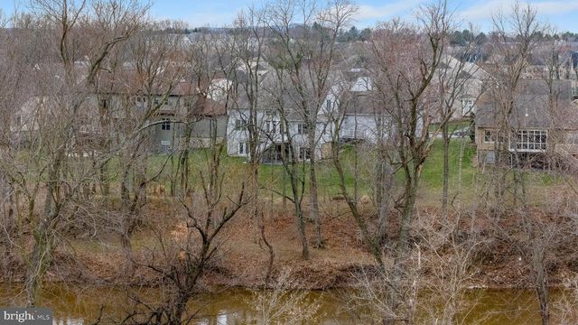 2924 MILL ISLAND PKWY, Frederick, MD 21701