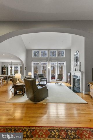 2924 MILL ISLAND PKWY, Frederick, MD 21701