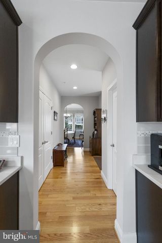 2924 MILL ISLAND PKWY, Frederick, MD 21701