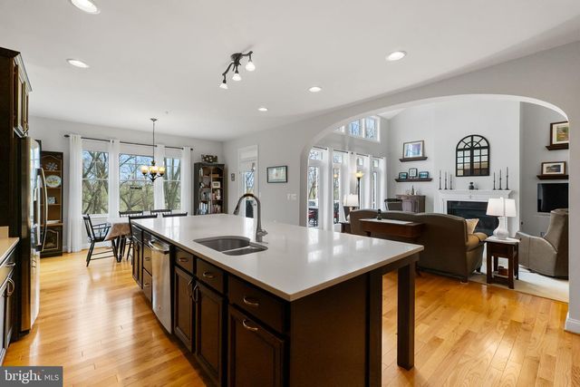 2924 MILL ISLAND PKWY, Frederick, MD 21701