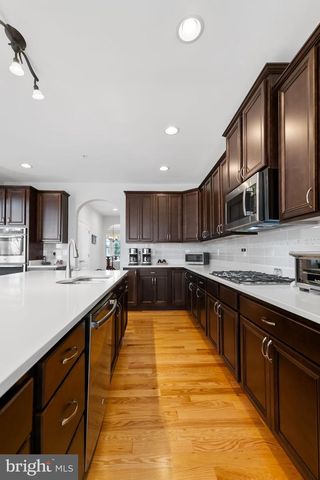 2924 MILL ISLAND PKWY, Frederick, MD 21701