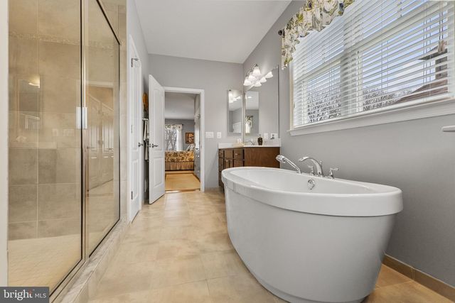 2924 MILL ISLAND PKWY, Frederick, MD 21701