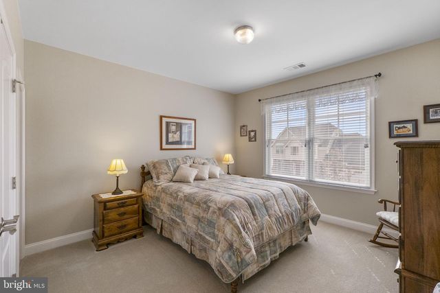 2924 MILL ISLAND PKWY, Frederick, MD 21701