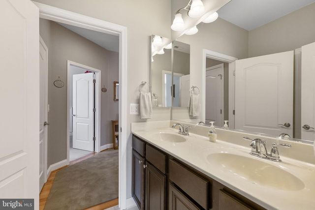 2924 MILL ISLAND PKWY, Frederick, MD 21701