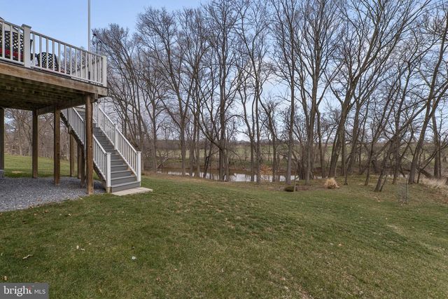 2924 MILL ISLAND PKWY, Frederick, MD 21701