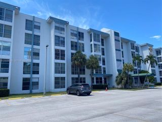 200 177th Drive 216, Sunny Isles Beach, FL 33160