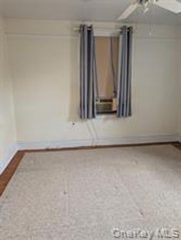 72-34 Austin Street D4, Forest Hills, NY 11375