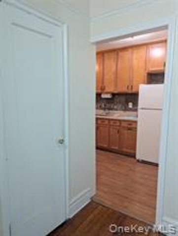 72-34 Austin Street D4, Forest Hills, NY 11375