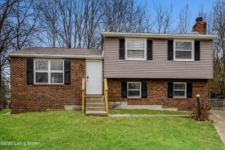 8407 Archwood Ct, Louisville, KY 40219